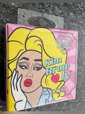 KimChi Eyebrow Kit brow powder palette soft brown NEW KIM CHI LY new in box